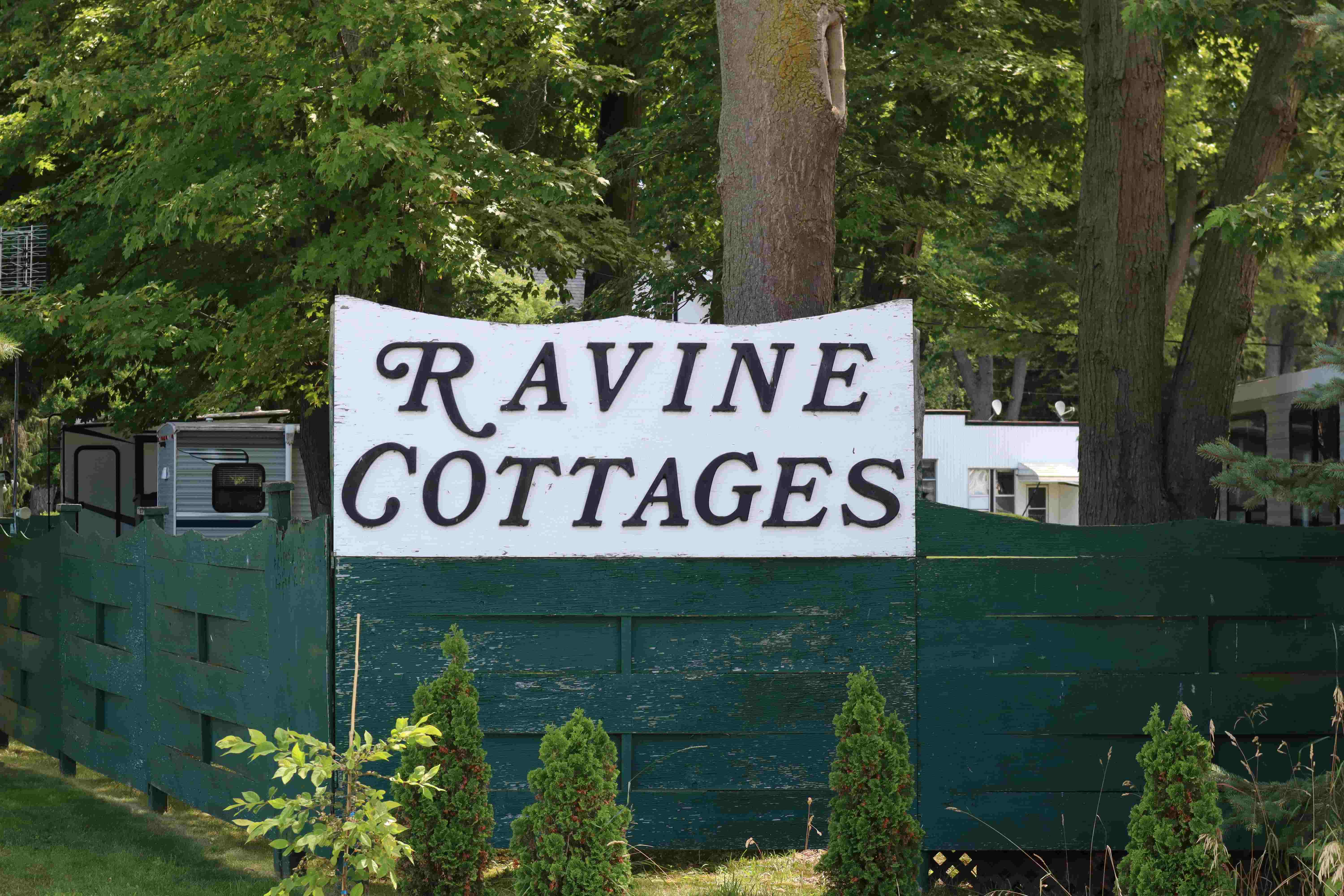 Ravine Cottages sign.